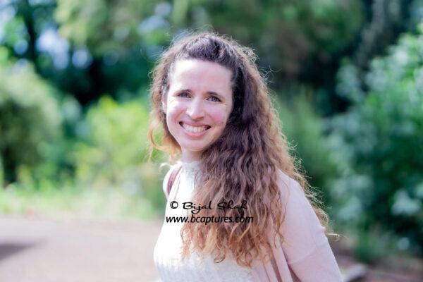 headshot and personal branding photographer